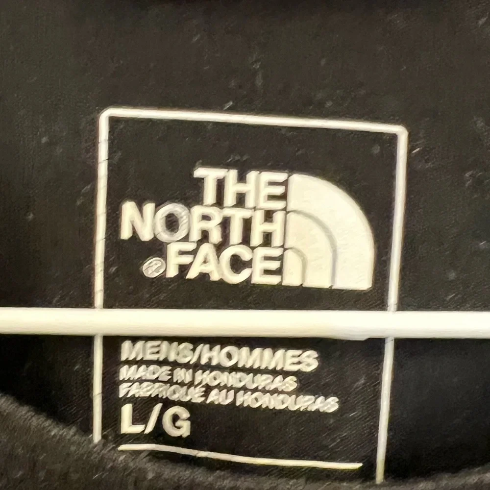 The North Face Men’s Wander Black Long Sleeve Athletic T-Shirt c3.